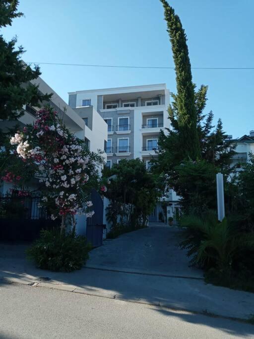 Solen Apartments 2 Durrës Buitenkant foto